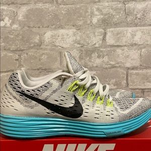 Nike Lunarlon size 8.5